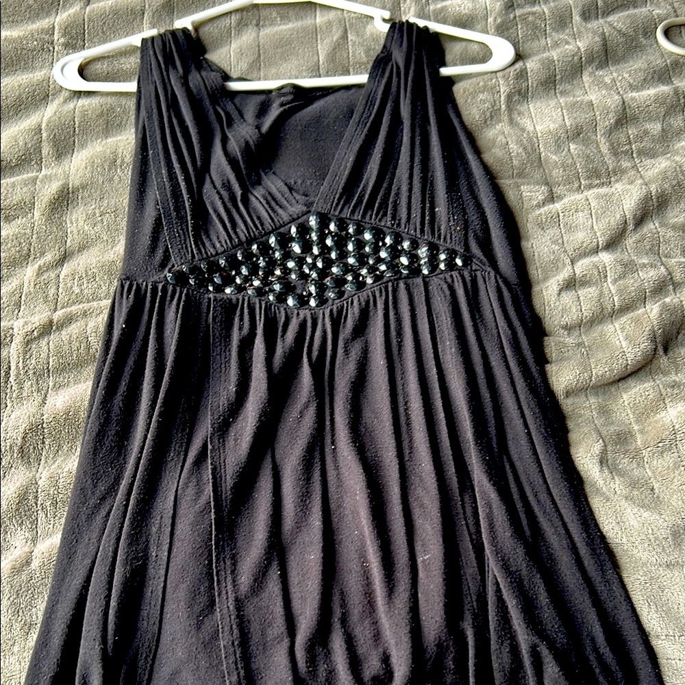 Elegant Black Sleeveless Dress
